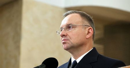 Duda nie chce związków partnerskich. Proponuje alternatywę