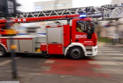 88-latka wołała o pomoc po wigilii. Strażacy wyważyli drzwi