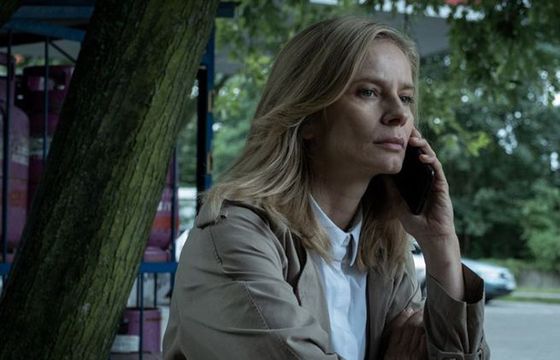 Serial „Chyłka-Inwigilacja” z wątkiem terrorystycznym. „Trzyma poziom”, ale bez efektu „wow”