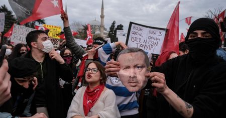 Protesty w Stambule nie ustają. "Turcy cierpią z rąk innych Turków"