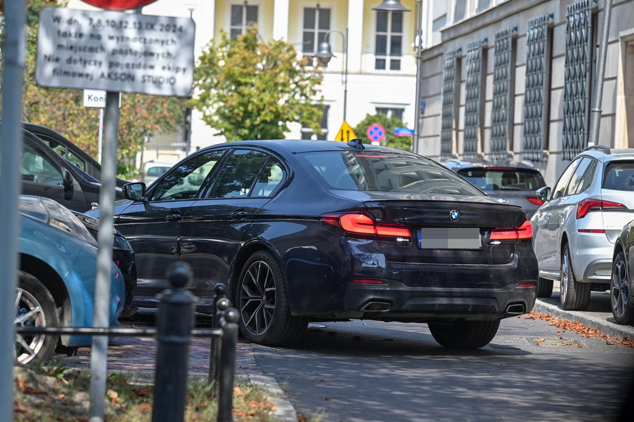 Monika Olejnik miała trudności z zaparkowaniem bmw