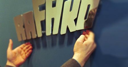 Grupowe zwolnienia w Rafako. Pracownicy rozgoryczeni. "Taki zakład nie powinien zniknąć"