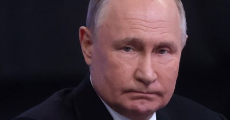 Putin przyznał, że zamachu dokonali islamiści. Postawił pytanie