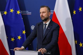 Polskie wojskowe satelity na orbicie. Kosiniak-Kamysz podał datę