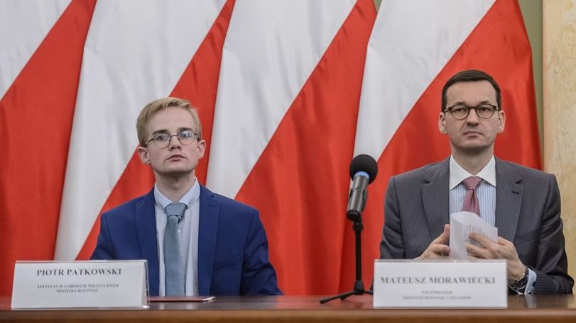 Z KPRM do resortu finansów.