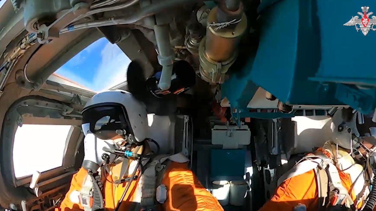 Rosjanie pokazali nagranie z lotu samolotów nad Bałtykiem.