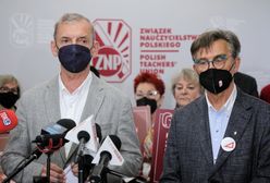 Podwyżki dla nauczycieli. ZNP odrzuca propozycje Czarnka: "Mamy dość"