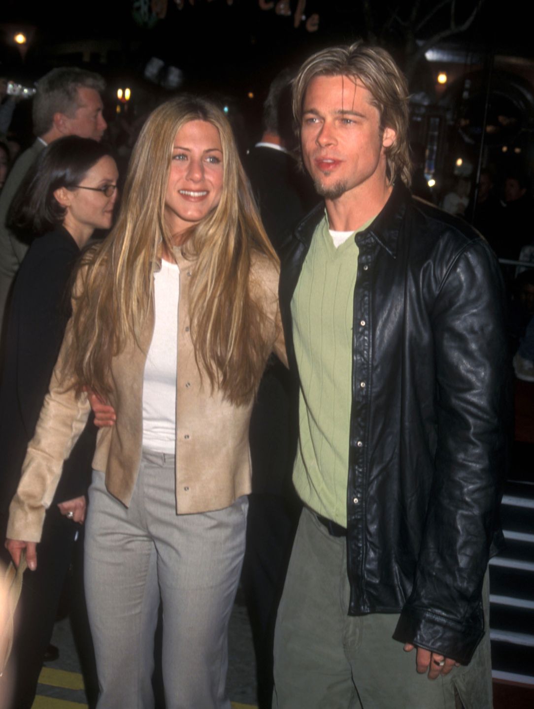Brad Pitt i Jennifer Aniston, czerwiec 1998