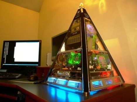 Komputer jak piramida