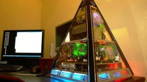 Komputer jak piramida 1