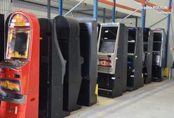 Sosnowiec. Weszli do lokalu, znaleźli nielegalne automaty do gry