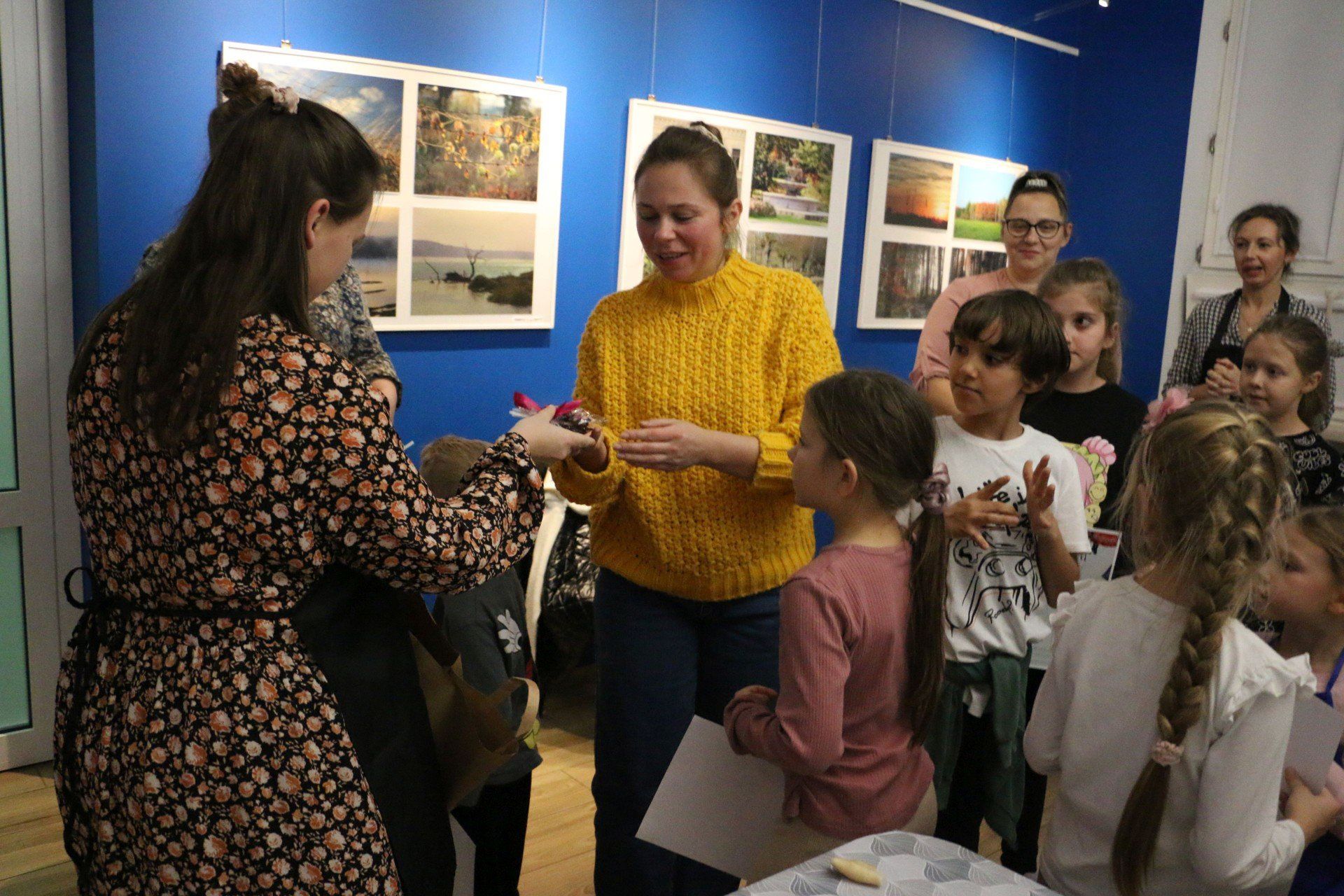 Zakończenie warsztatów kulinarnych w MCK w Aleksandrowie Kujawskim. Mali kucharze przygotowali kujawskie pierogi