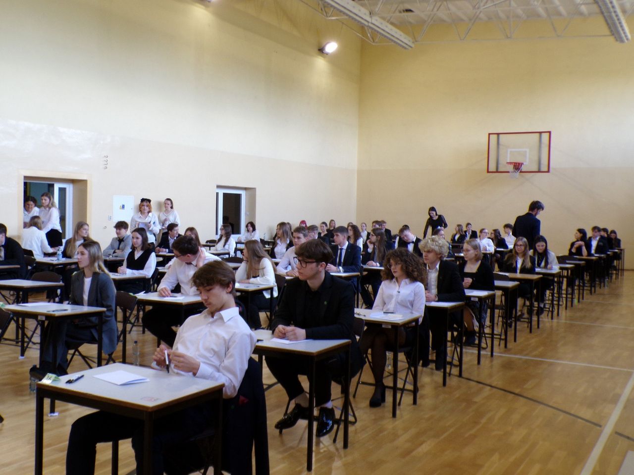 Maturzyści z I Liceum Ogólnokształcące im. Powstańców Wielkopolskich w Wągrowcu przystąpili do egzaminów