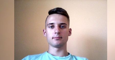 Zaginął 20-letni Karol Karasiński. Policja i rodzina proszą o pomoc w odnalezieniu chłopaka
