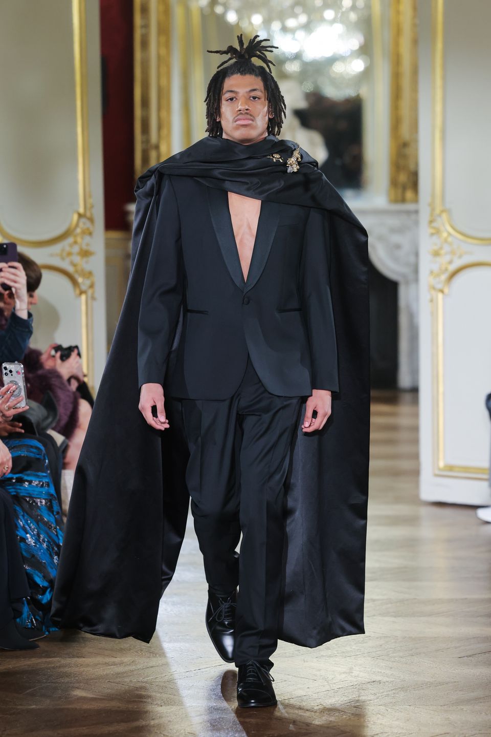 Syn Heidi Klum otworzył pokaz w Paryżu