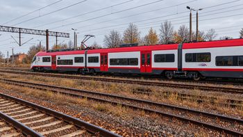 Piła–Poznań: nowy rozkład już obowiązuje. W listopadzie część podróży z przesiadką do autobusu