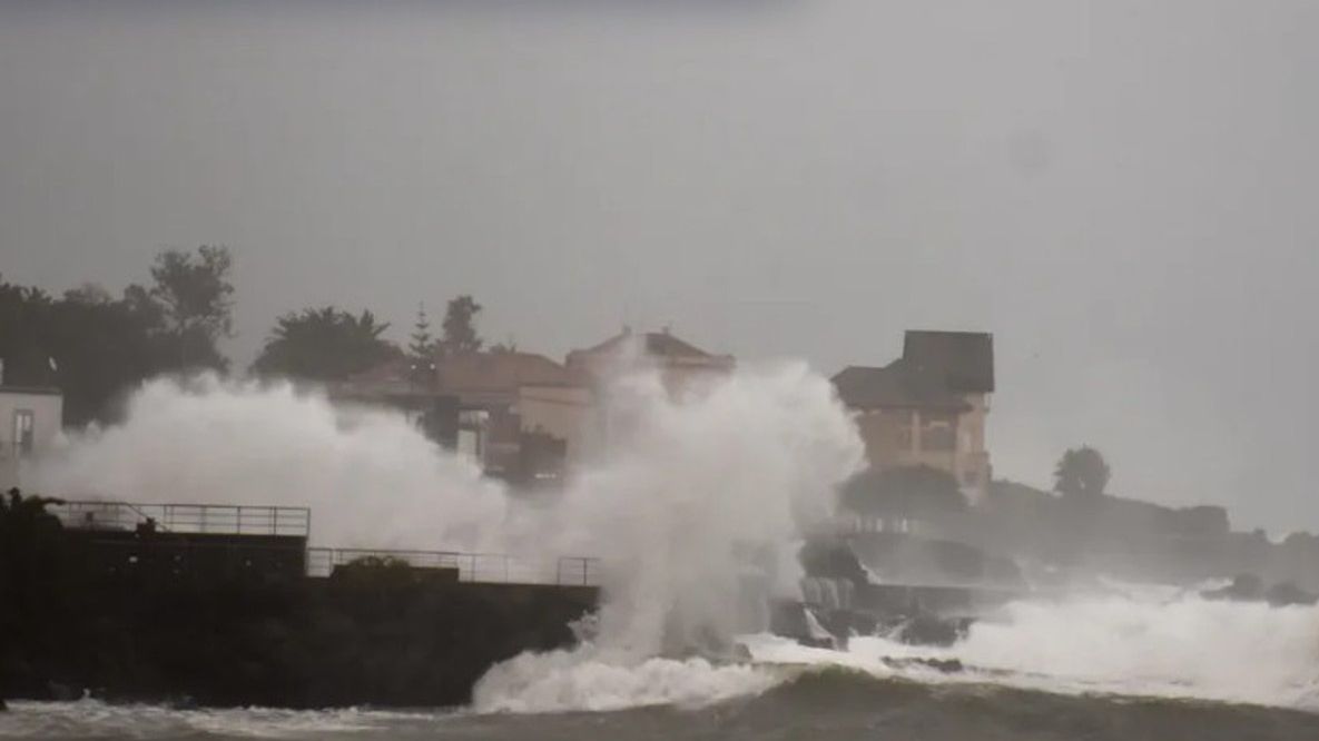 Sztorm na włoskim wybrzeżu