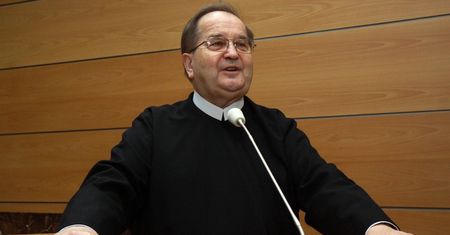Tadeusz Rydzyk krytykuje obostrzenia: "Trzeba wracać do kościoła, bo to jest WYZIĘBIANIE RELIGIJNOŚCI"