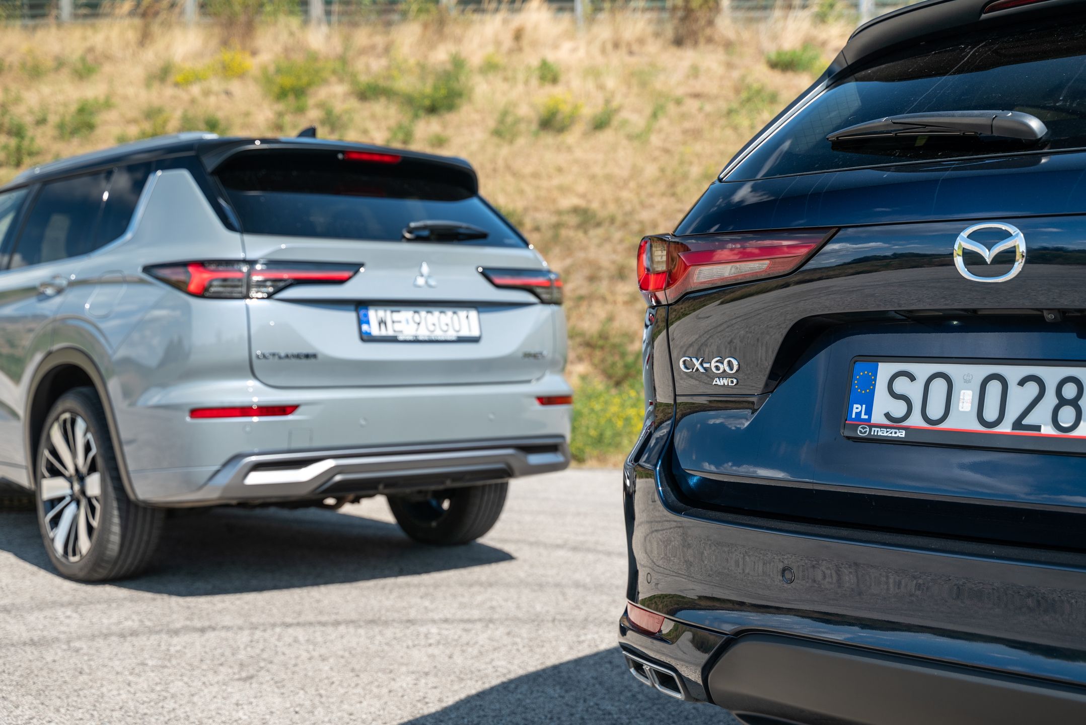Mitsubishi Outlander PHEV vs. Mazda CX-60 e-SKYACTIV D