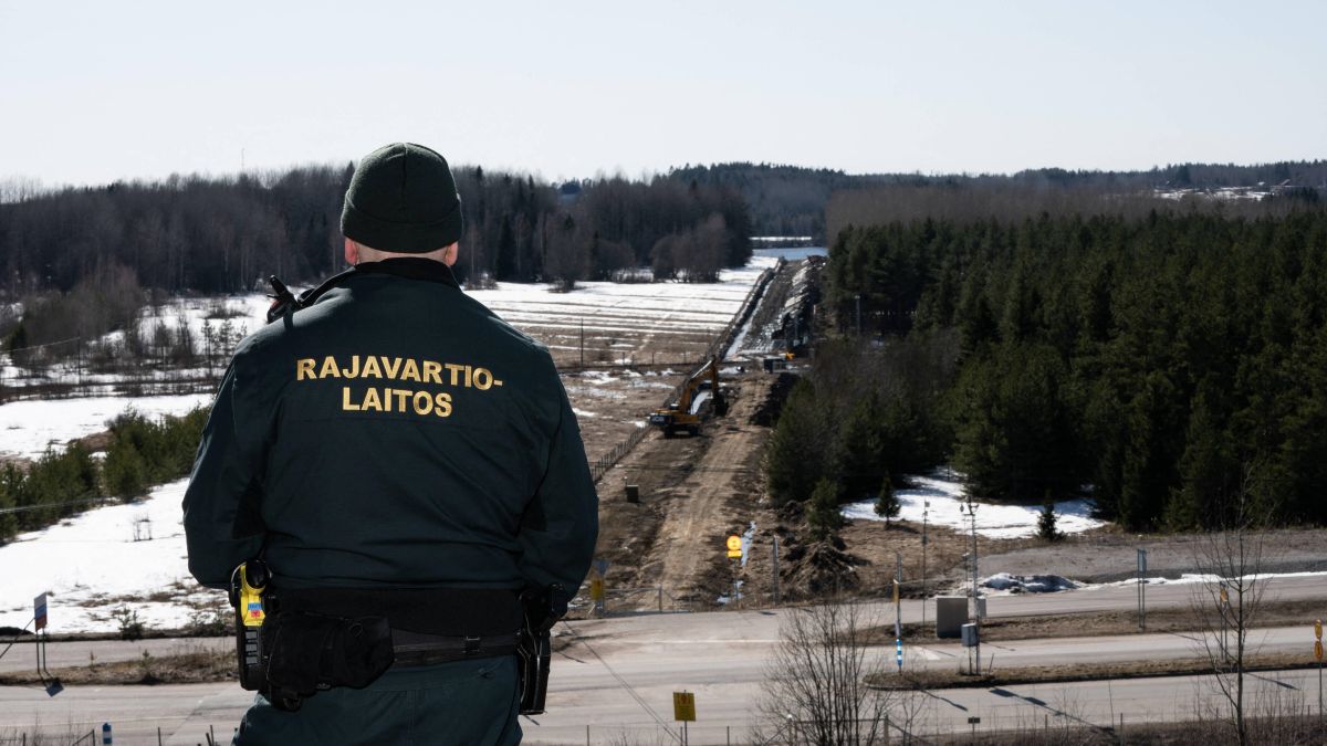 Finlandia z niepokojem spogląda w stronę Rosji