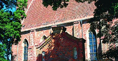 Benedyktynki. Żarnowiec. Dzięki siostrom zakonnym rozwinęło się hafciarstwo kaszubskie