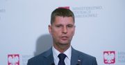 Nauka strzelania w polskich szkołach? Oto komentarz z MEiN