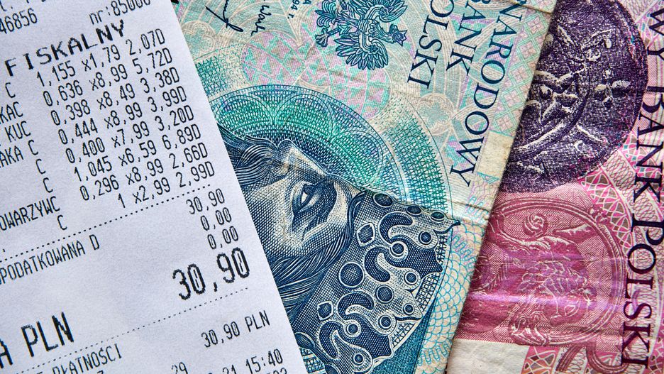 polska, paragon, fiskalny, paragon fiskalny, rachunek, faktura, dokument, podatek, podatki, inflacja, bank, wzrost, gospodarka, waluta, handel, inwestycje, banknot, pln, dobrobyt, bieda, kredyt, sprzedaż, koszt, promocja, biznes, budżet, finanse, banknoty, gotówka, emerytura, emeryt, pożyczka, nbp, bezrobocie, deficyt, europa