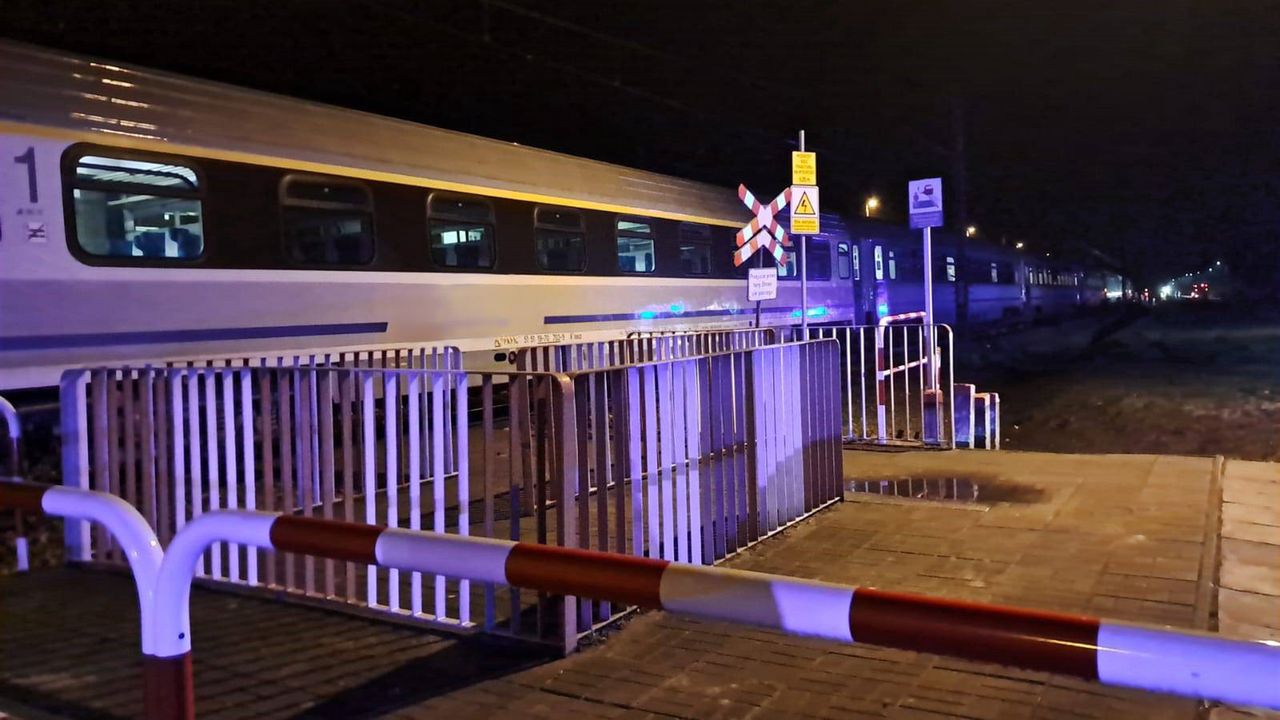 Tragedia na torach w Ludwinowie. Nie żyje młoda kobieta