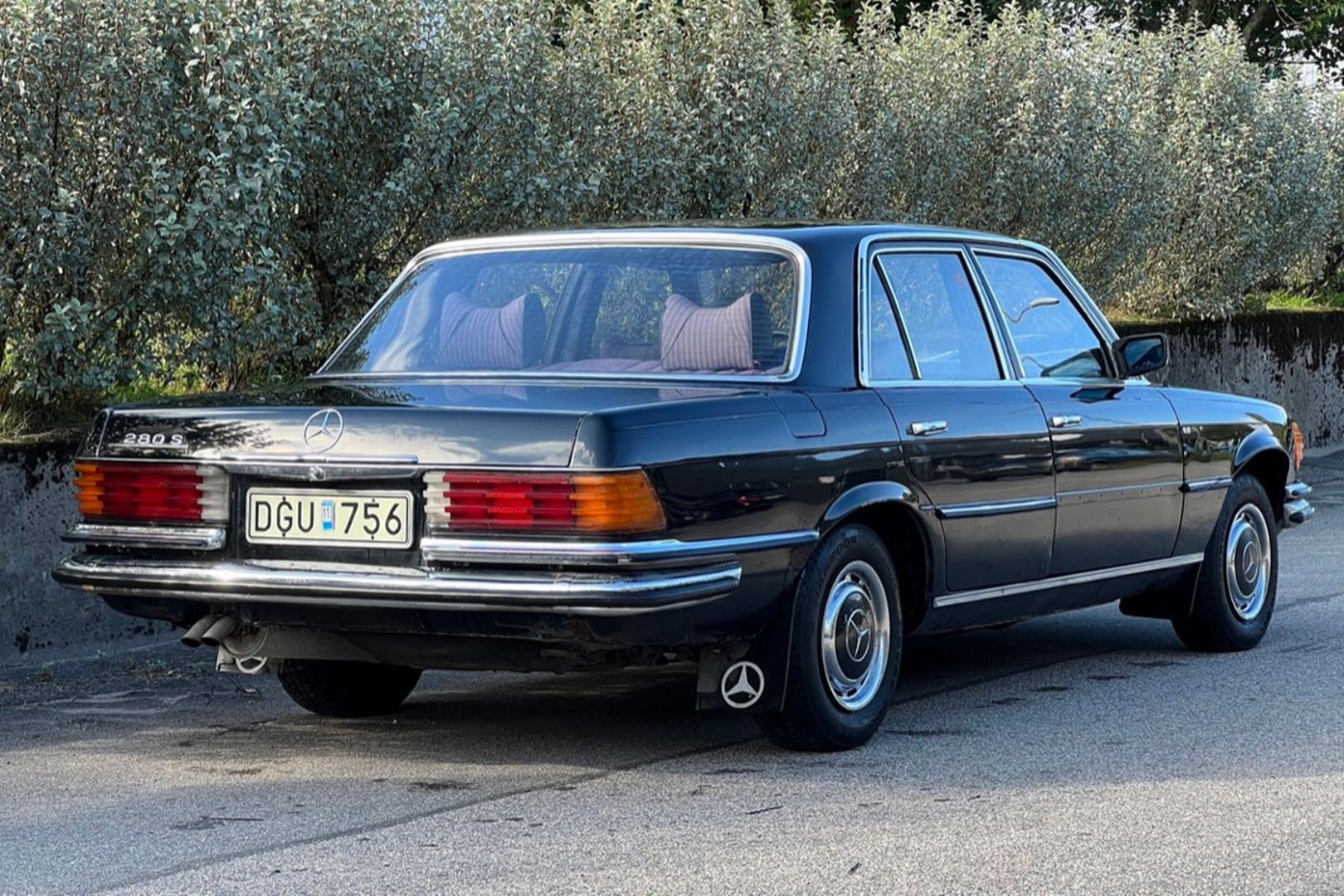 Mercedes Klasy S należący do króla Szwecji