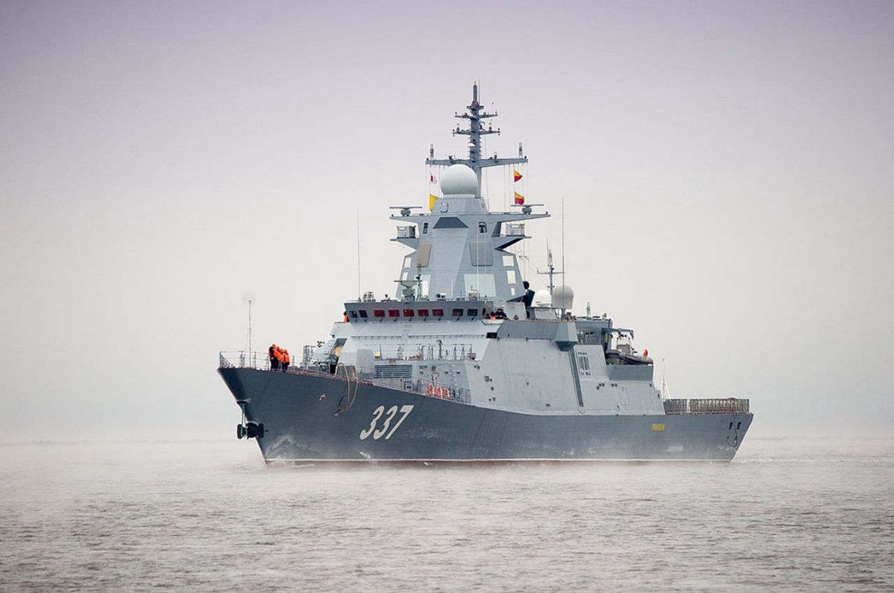 New Russian warship Provornyy launched after devastating fire