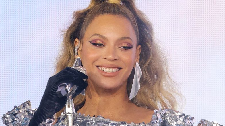 Beyonce obdarowała fana na warszawskim lotnisku