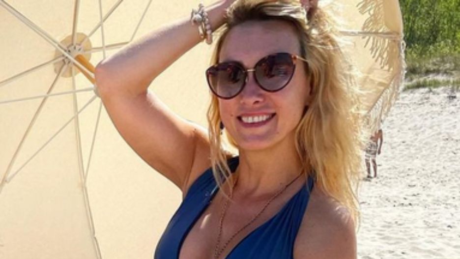 Anna Kalczyńska pokazała zdjęcie z plaży, lecz to jej towarzysz skradł całą uwagę 