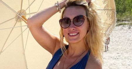 Anna Kalczyńska pokazała zdjęcie z plaży. Uwagę skradł jej towarzysz