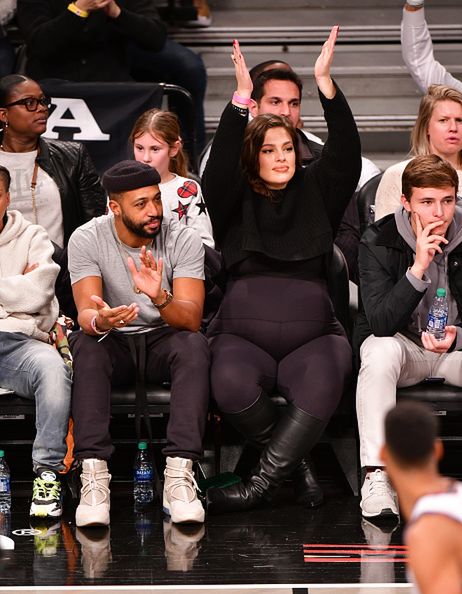 32-latka aktywnie spędza czas