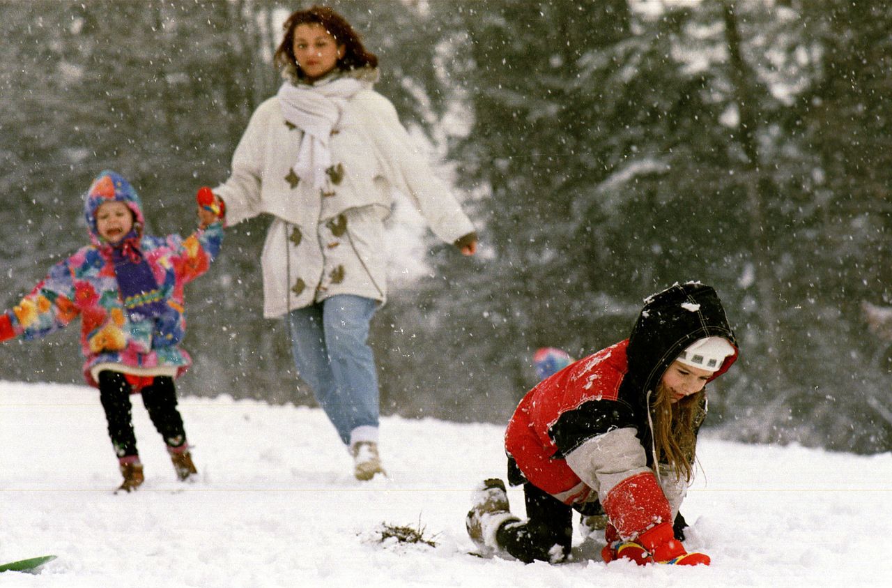 Ustroń, 25.12.1995. Świąteczny wypoczynek w górach.