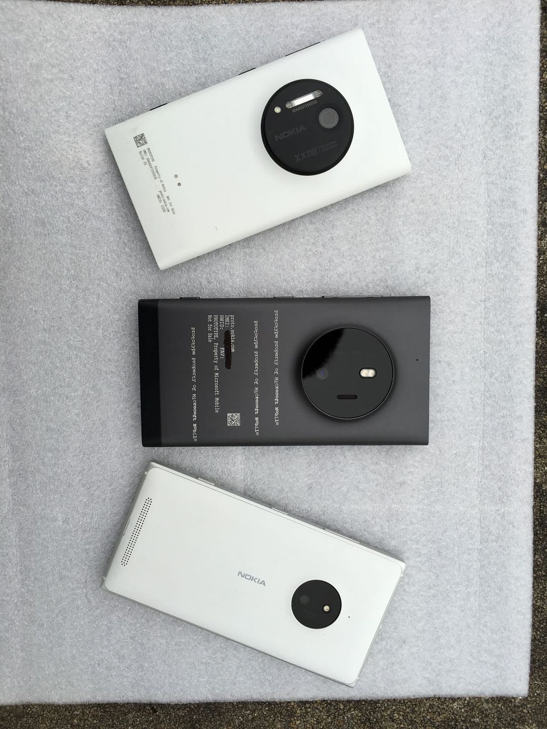 Prototyp McLarena z aparatem 50 Mpix pojawił się na zdjęciach. To mógłby być hit Microsoftu 8