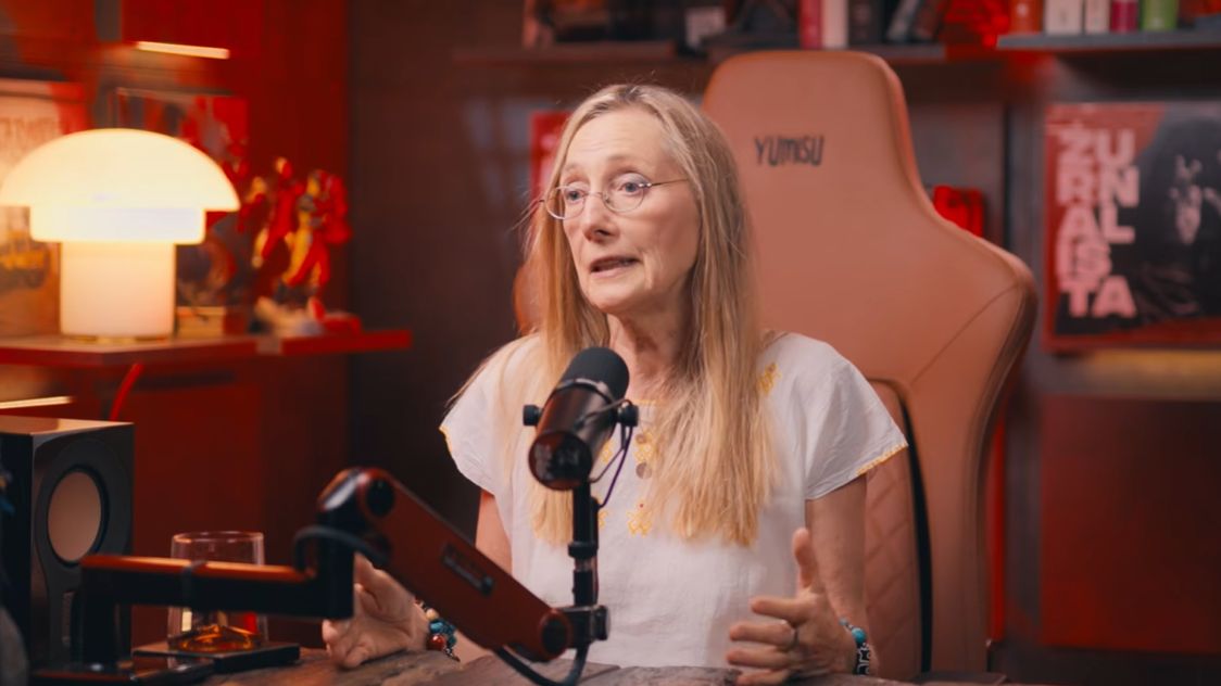 Beata Pawlikowska w studiu Żurnalisty