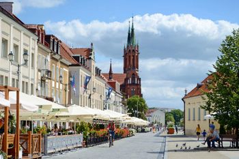 Pogoda w Białymstoku. Prognoza na niedzielę 7 września. Ciepła aura i lekki deszcz wieczorem