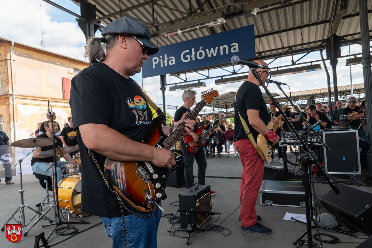 Blues Express zawitał do Piły. Legendarny pociąg w drodze na wielki finał festiwalu