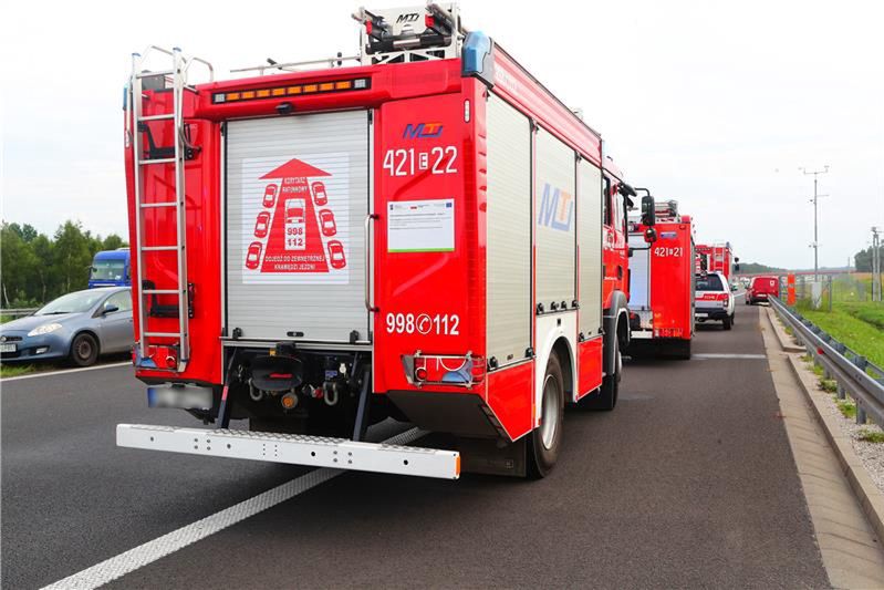 Groźny wypadek na A1. W aucie małe dzieci