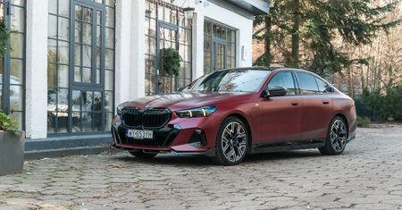 Test: BMW 550e – od entuzjastów, dla entuzjastów