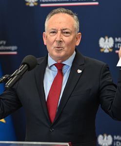 Wydatki PISF w klubie nocnym. Sienkiewicz kpi. "Kluczowe rozmowy"