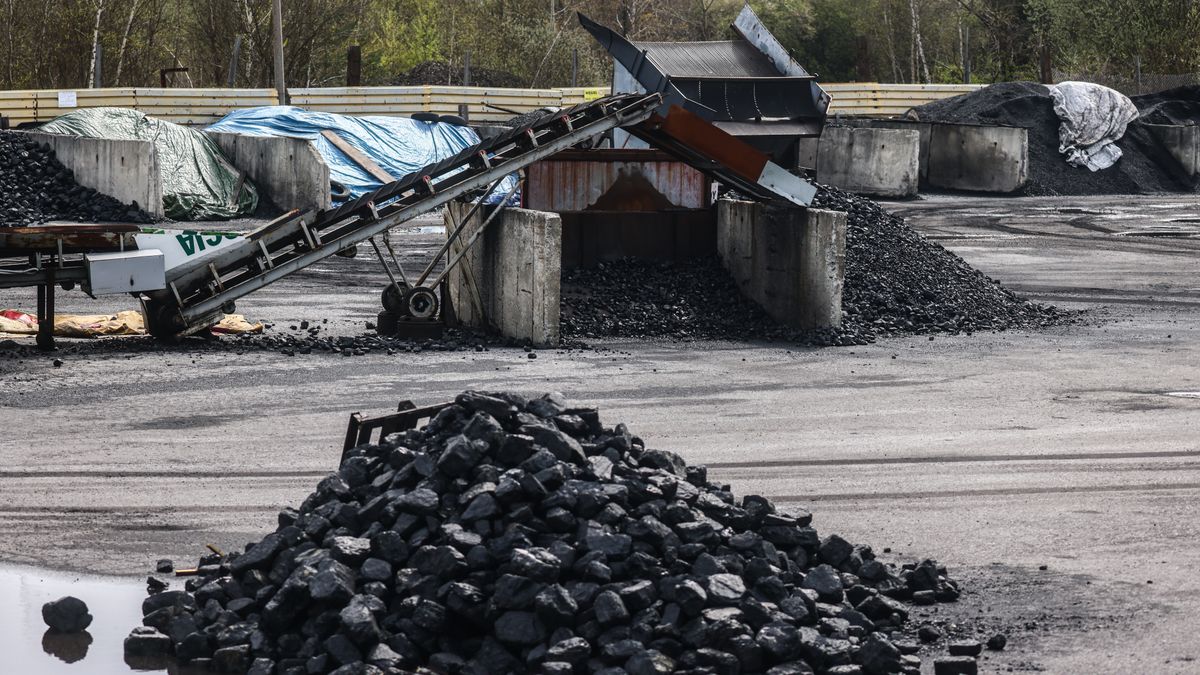 Coal Storage In Poland
Coal stockpiles are seen outdoors in a storage company in Oswiecim, Poland on April 18.   (Photo by Beata Zawrzel/NurPhoto via Getty Images)
NurPhoto
polish, european, oswiecim, company, mining, pile, stockpile, stock, power, fuel, stockpiles, storage, april 18, beata zawrzelnurphoto