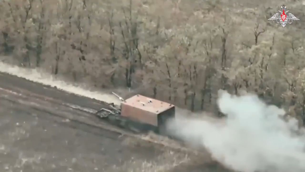 Russian 'armoured barns': Innovation meets Ukrainian tactics