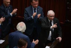 Kaczyński przyznał posłańce. "Joasiu, nie wierzę w zamach"