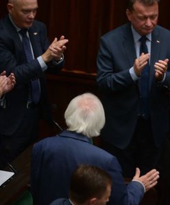 Kaczyński przyznał posłańce. "Joasiu, nie wierzę w zamach"
