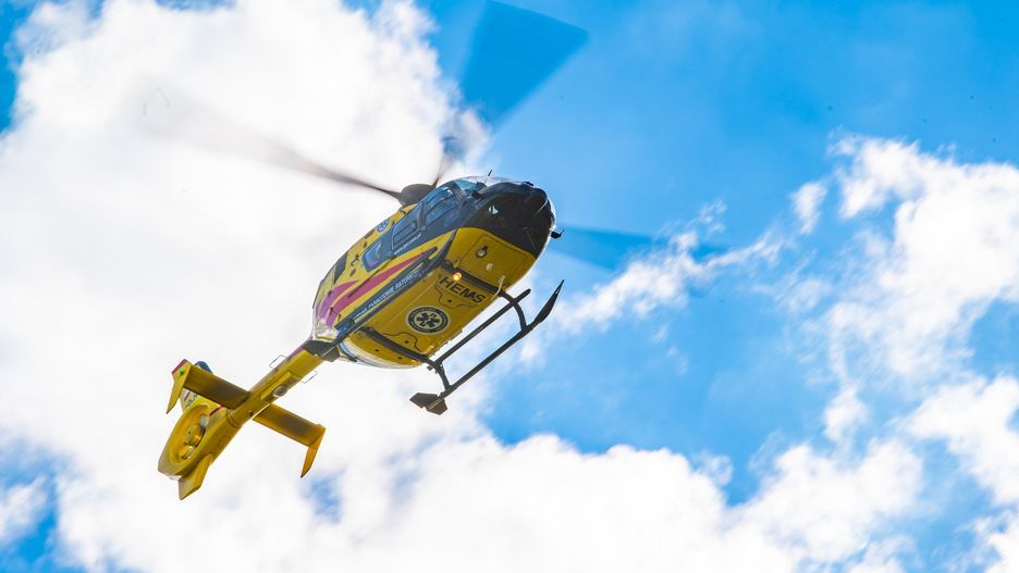 Na miejscu lądował śmigłowiec Lotniczego Pogotowia Ratunkowego.