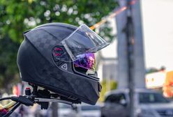 Jak wybrać kask motocyklowy? Warto zwrócić uwagę na szczegóły