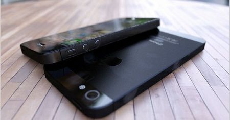 Nowy iPhone - co w trawie piszczy?