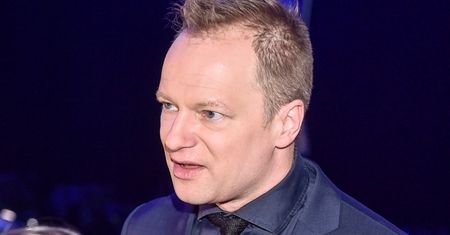 Telekamery 2021. Maciej Stuhr OBŚMIEWA "Wiadomości" TVP: "Próbują zrobić ze mnie czarny charakter"